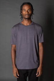 Camiseta Manga Curta Slim Gola Redonda - Chumbo - P