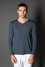 Camiseta Manga Longa Gola Slim Gola v Corte a Fio - Cinza Escuro - P